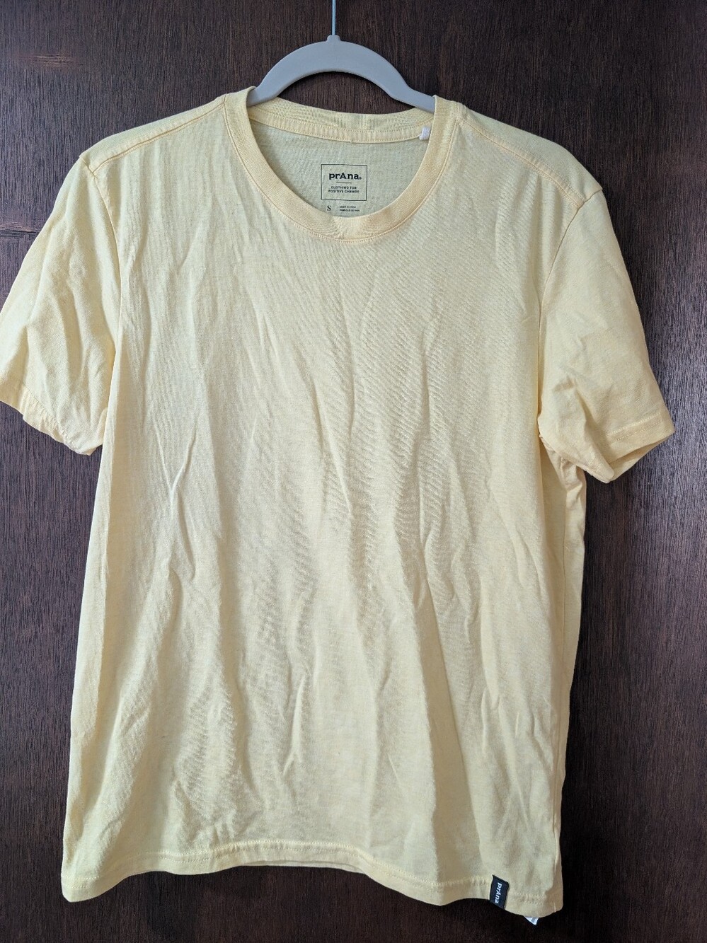 prAna Men’s Everyday Crewneck T-Shirt Heather Yellow Small EUC